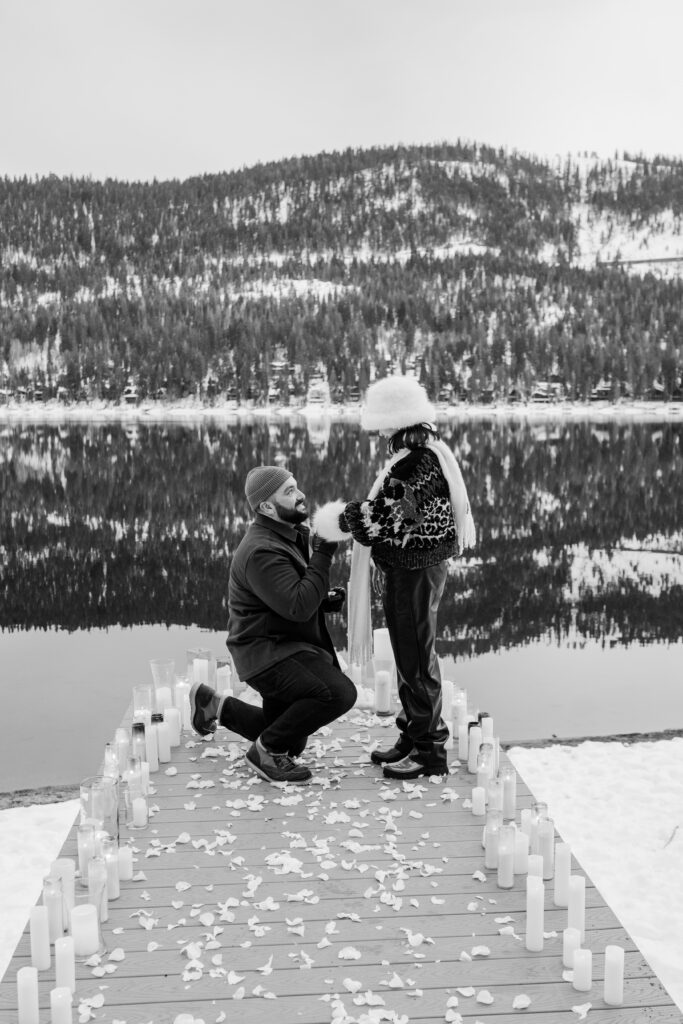 A man proposing in Truckee 